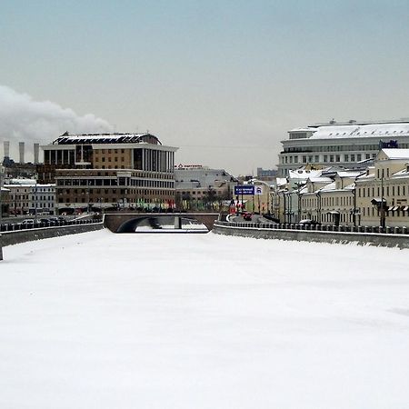 Kadashevskaya Hotel Moscovo Exterior foto